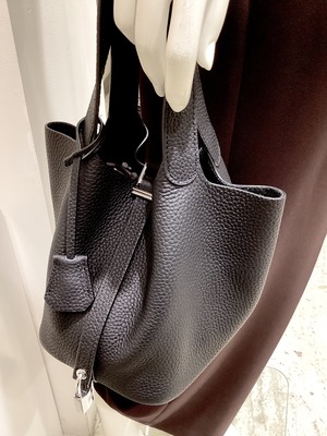 10184D40-0783-4726-B4D3-309330039C9F