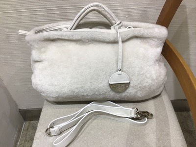 A6F0555B-B307-4E24-AE1C-4496507367B6