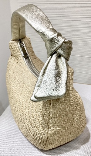 A17A80CF-BEC1-48DD-BFFB-1C3CA440D629