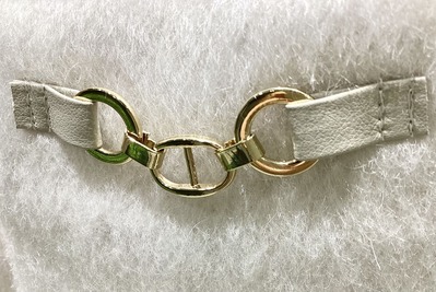 EB3D52F4-473A-4574-8222-C0CC5FE3D8DE