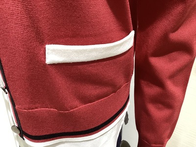 4DEE5394-8653-49DA-8345-83D8C61328A1