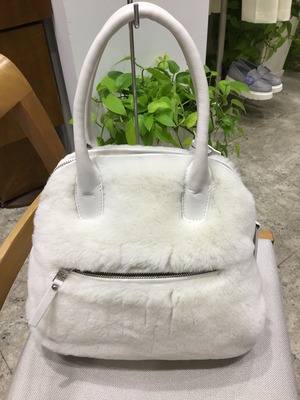 CF45CEC9-B7D9-4ADE-9C4D-898692138516