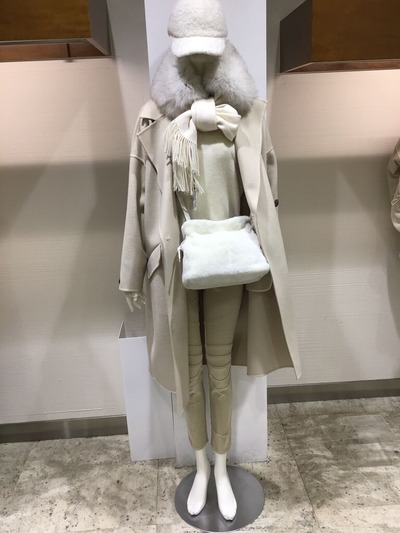 3E43F0FE-A4DA-4FB1-8871-C073F68DAE91