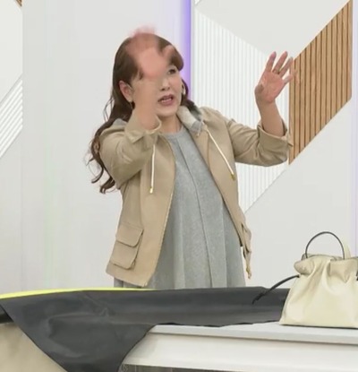 4ED602EF-A69A-474C-9C5E-219F6A84CE7A