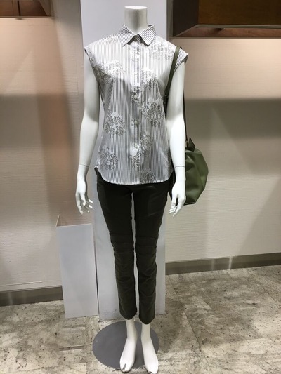 858074FC-ED20-431D-AE6E-060B48803079