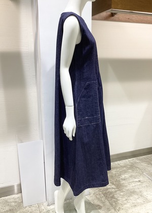 E5A96617-8DCD-4929-AAAF-E1109C5E782B