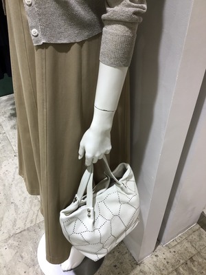 245F6AB9-A266-4304-8D15-9C4730228E0D