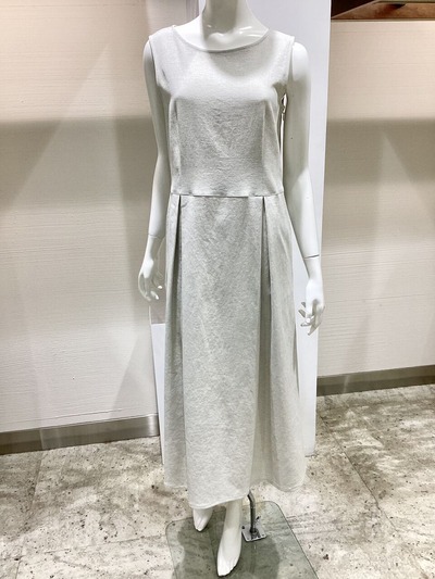 4F050950-4CD7-4257-BB5E-45CE9DDE8287