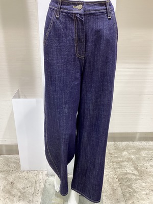 BB0F4F36-60EB-4FAB-B932-387C12E5C73F