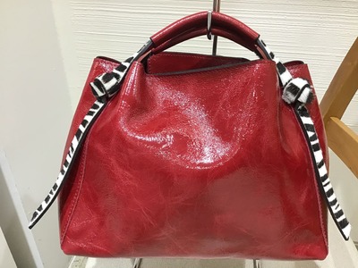 7F597055-AF48-4F3B-ACA9-05346A1E0E56