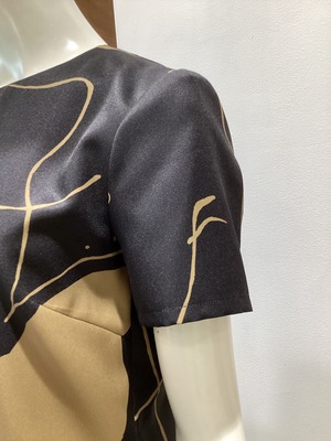 9D89C138-0596-4D14-983B-BB86D7D2F2A5