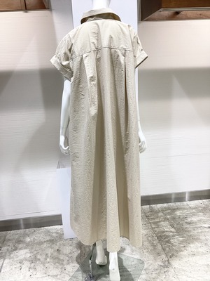 B8E5FE41-10F8-48C3-9958-ECAE35E2E173