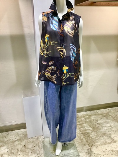 777D0BB1-9B1A-45EF-AEF8-FF4BD8195020