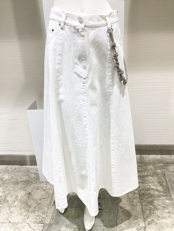 CB6EDFD5-1C7B-4753-9E03-1580F50E532D