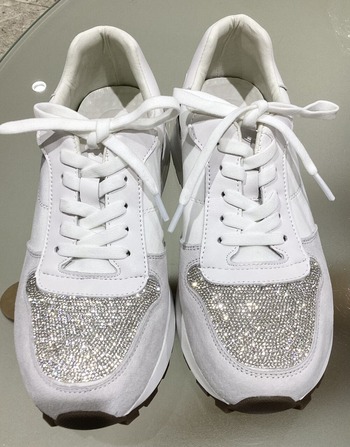 506B956E-B4B3-4548-A3AA-960A1F06EAD2