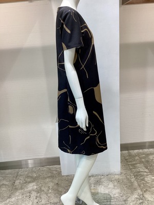 C2965A1E-16B6-4E1B-8B1B-BB89FFEE4F9E