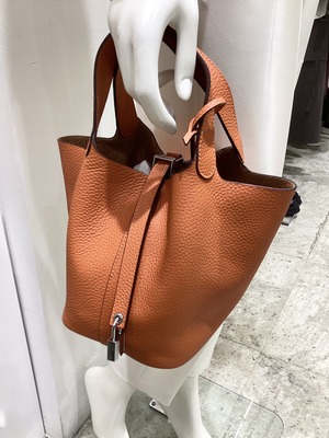 3EC66D44-A908-41AF-B8F8-DC71B248883D