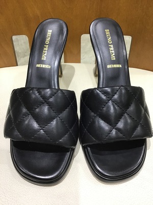 7FE7883B-BFEA-4D08-AB31-ECD488C7CE16