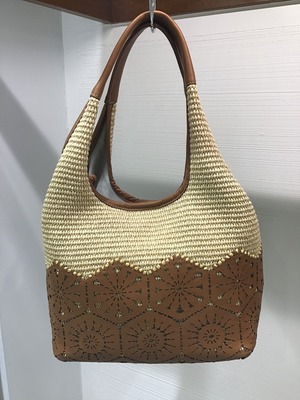 C73B8A14-3717-477C-B9CD-DE9D17AAE2F4