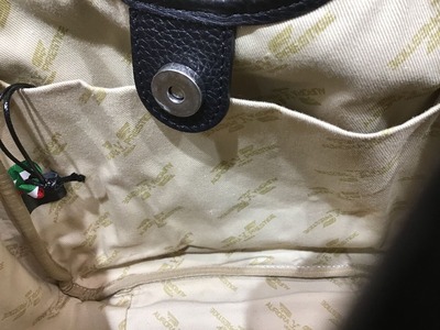 D92BEE56-0828-40D5-B632-6E2E1E2E1400