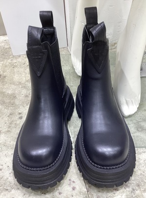 43805907-08D2-412B-824A-4367983CA542