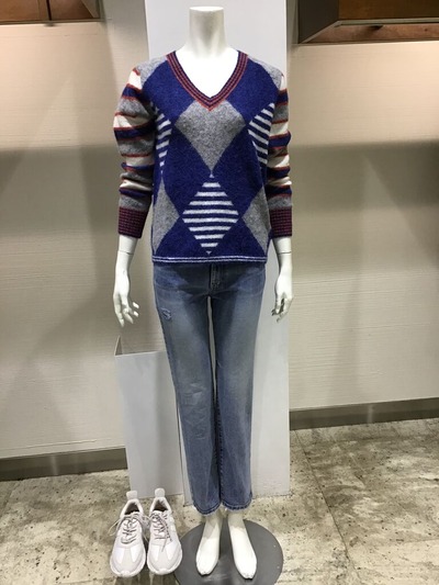 627B1DFE-93A4-4463-9560-77BB30FDE589