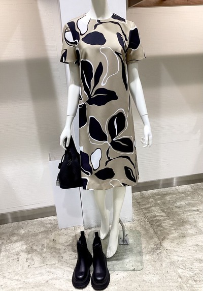 76E5994E-611A-4E36-B4F5-254B7974C062