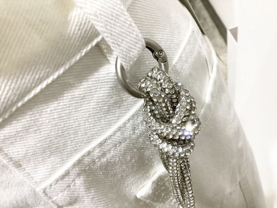 963D3208-99D3-4EBA-81CA-C649A3079BB6