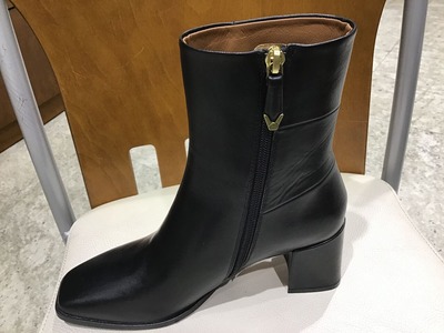 57091E09-526D-4CC7-BBDA-75652A0EF11E