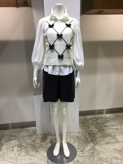 3CAF1A7D-318B-445A-96AF-27E9203EBE7E