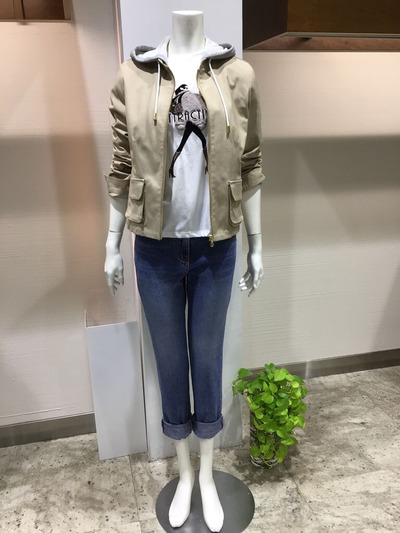 5E4EB196-43F2-4A2C-A6A6-2149D3A30016