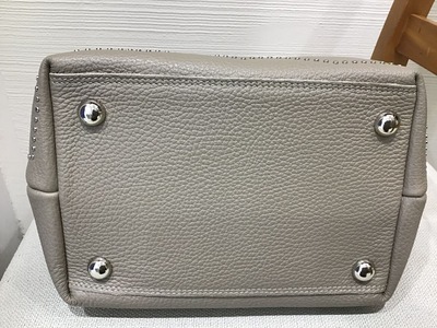 9BAED2BB-DC81-423F-9155-161ED9147B0B