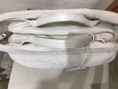 0396E518-6AD9-4F81-8238-98643154484A