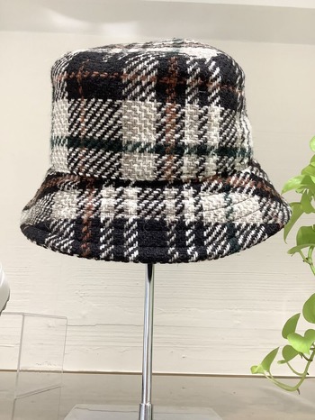 5CE5F861-536C-4AD5-BB8D-CDFDD85AC8A1