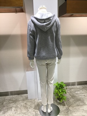 C469F90A-76D3-4729-B96D-72B31F31CD22