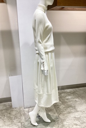 FFA6455C-75C7-4A92-908A-F867624857E5