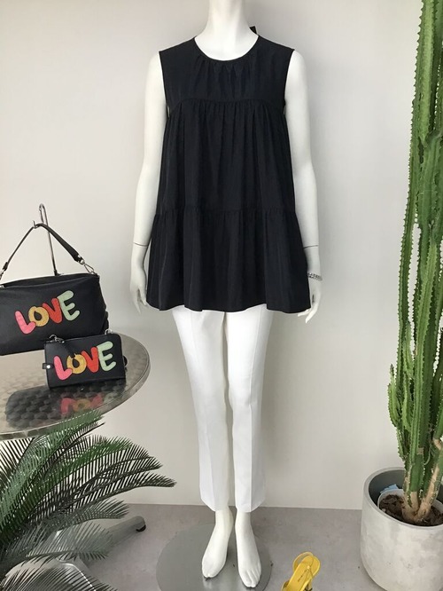 C63AE7C6-05A7-4EE9-8FFF-17D3770B44FD