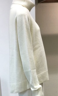 CFF6679D-7A1E-40E7-90E2-9B24A6E4860B