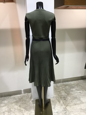 FE66CF57-7D16-4420-9263-C6C84543BC6B