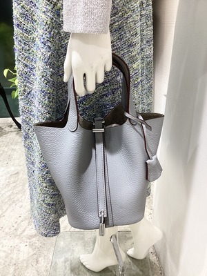 537D93D2-9F49-4BE4-B689-33E0639212B6