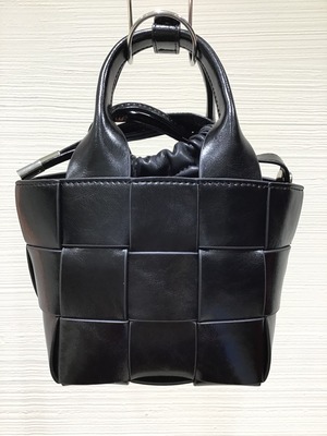 B2F4906E-2784-4437-8043-5C5586001BC7