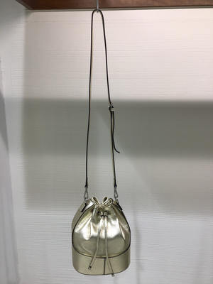 D79BE36F-B5CC-406A-BBA2-578AD51A84DE