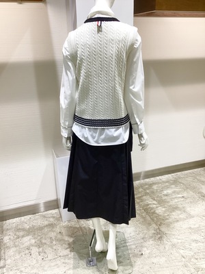 0405C9F4-75F3-4085-8C86-8E77A2C989B8