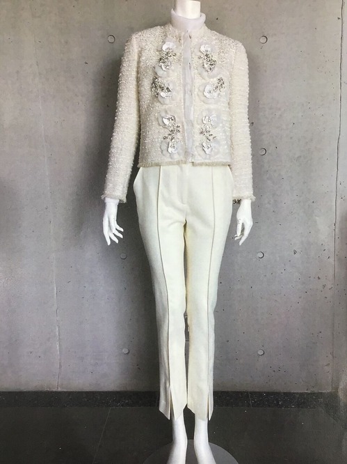 2F833A74-F8A8-48FB-B83E-4B4808D38361