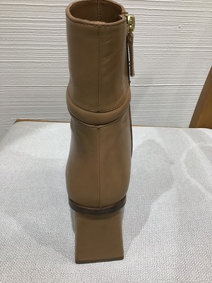 727BB0D5-AAF0-4A67-B625-A8BE470A7C89