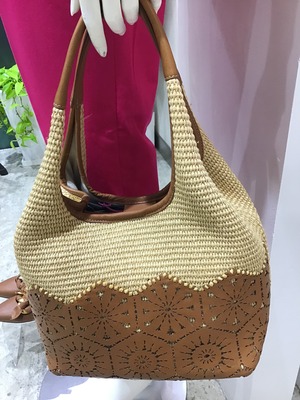 5B4C4D74-625F-4751-A071-0E2BDC08B1AE