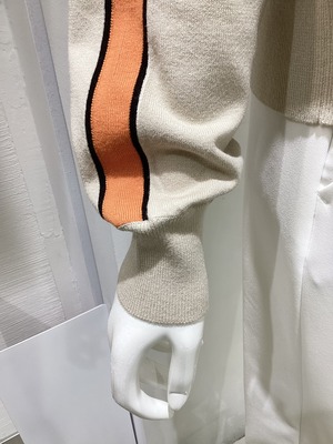 56C3BAC2-BAFE-468E-9A27-D547D337BB9C