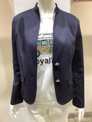 6F77195A-4CB2-436F-8E53-7FFDACF093F6