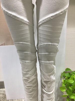 B3113B62-F458-474B-B8E3-8C7F8909A029