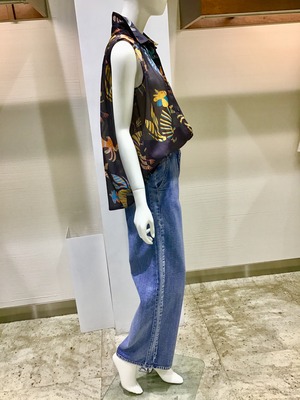 9B711743-EB2F-421C-83D4-357257358ABE